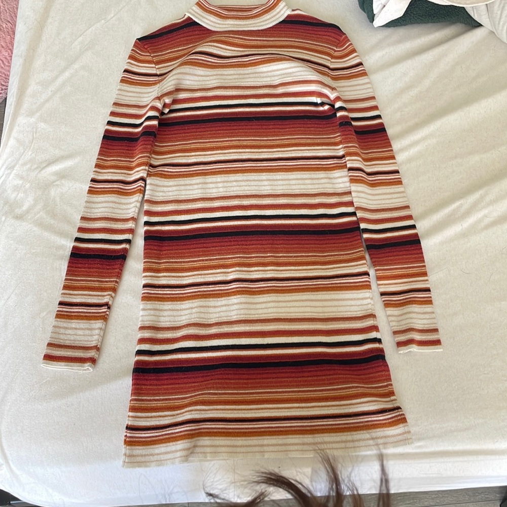 Dress orange stripes